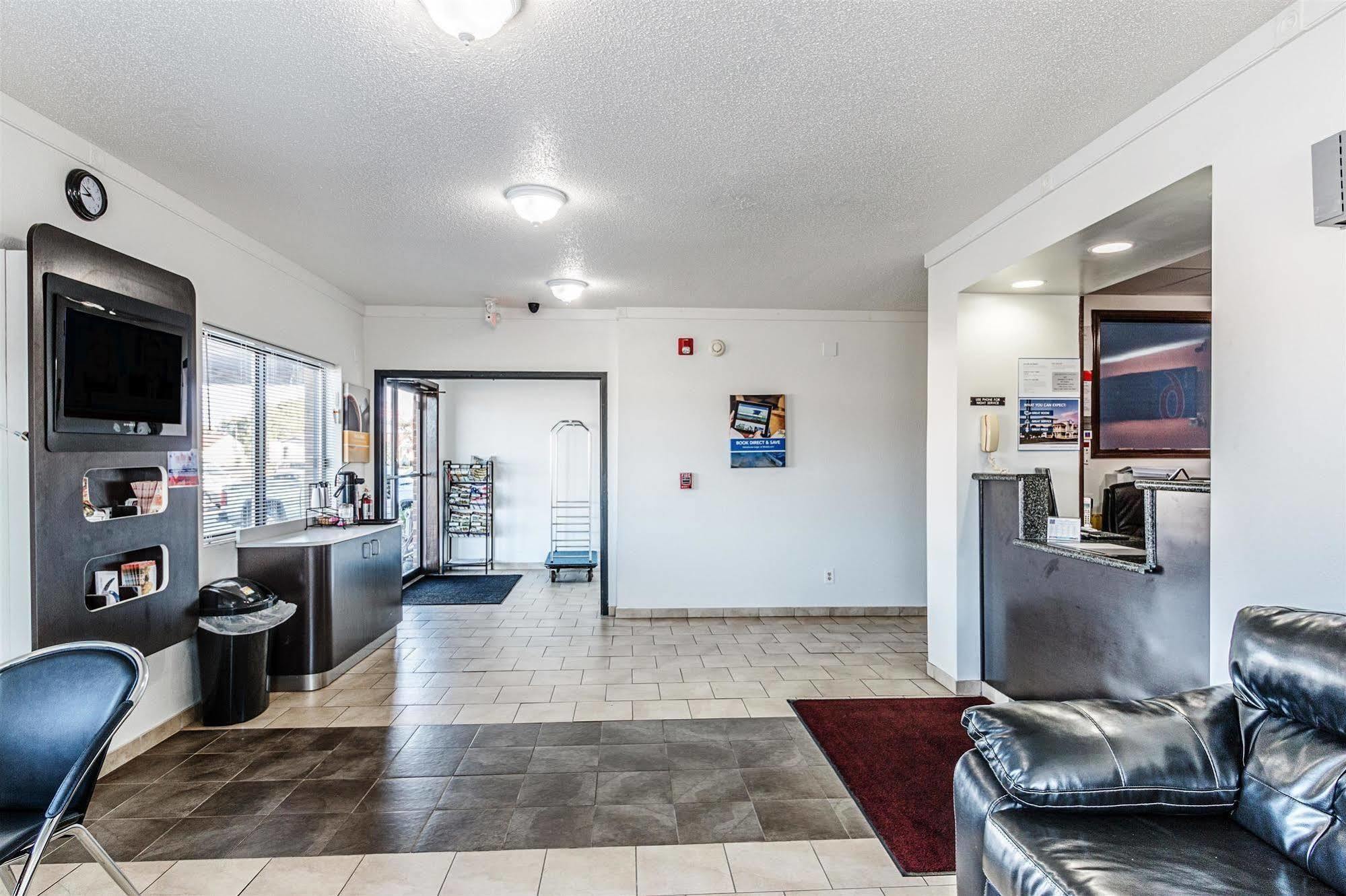 Motel 6-Wisconsin Rapids, Wi Bagian luar foto